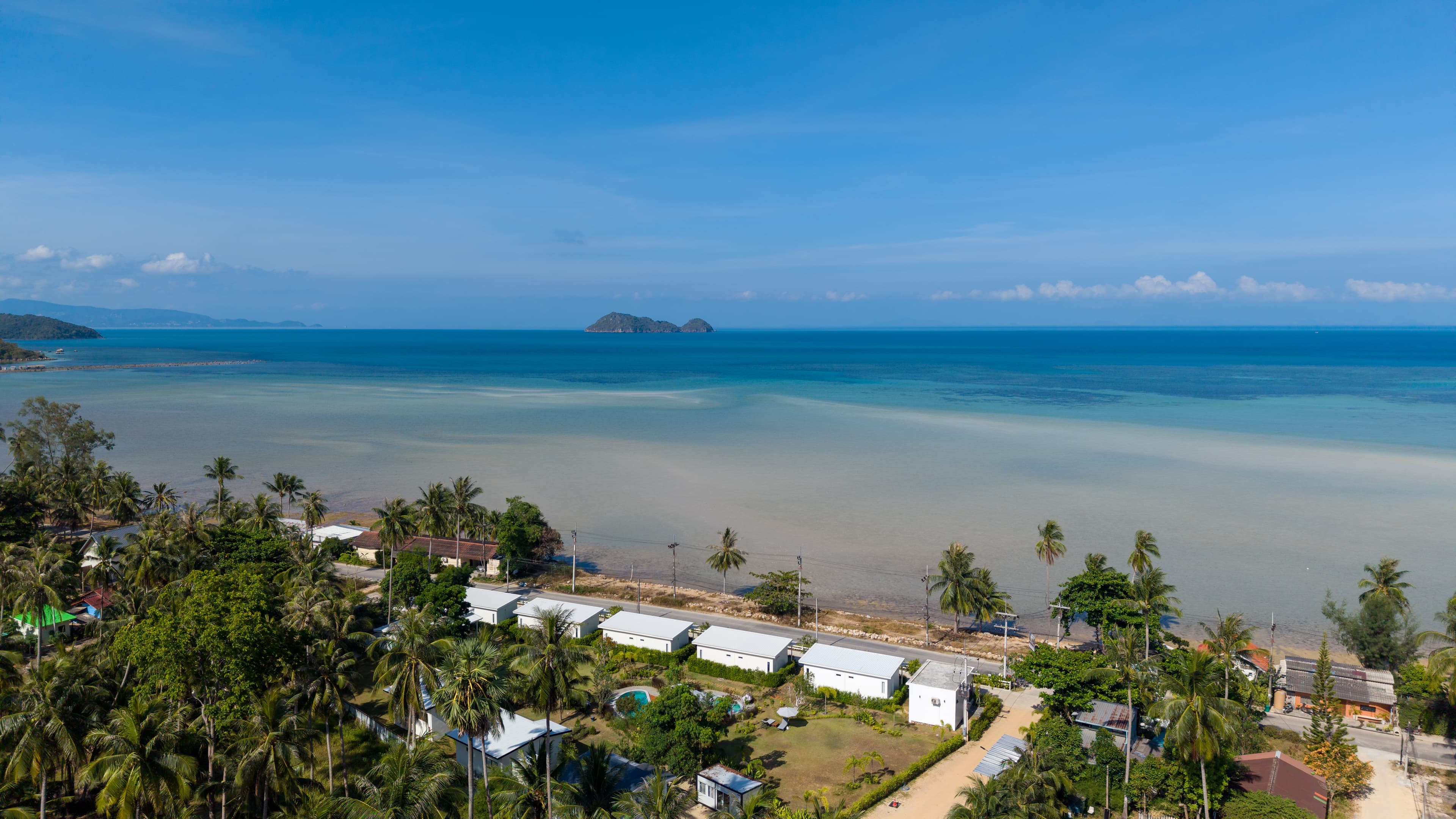 Aerial view of Caya Beach and the Gulf of Thailand, Koh Phangan